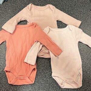 Long Sleeve Ribbed 0-3 Bodysuits